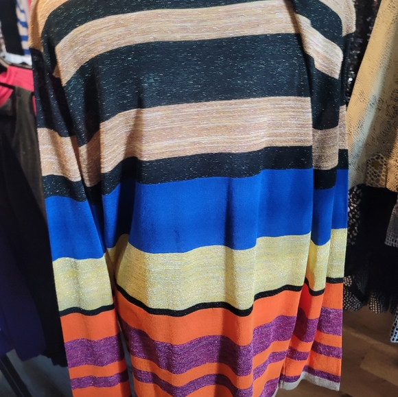 Sweater - Picture 3 of 6